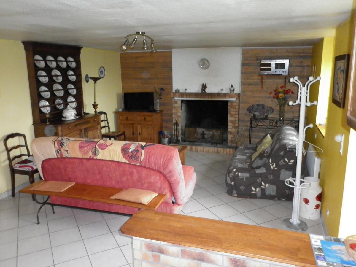 Gîte Clévacances dans le Finistère Scrignac Extérieur photo